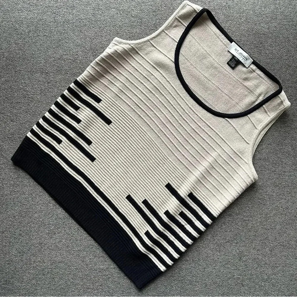 St. John Wool Blend Tank Small Petite - Picture 5 of 7